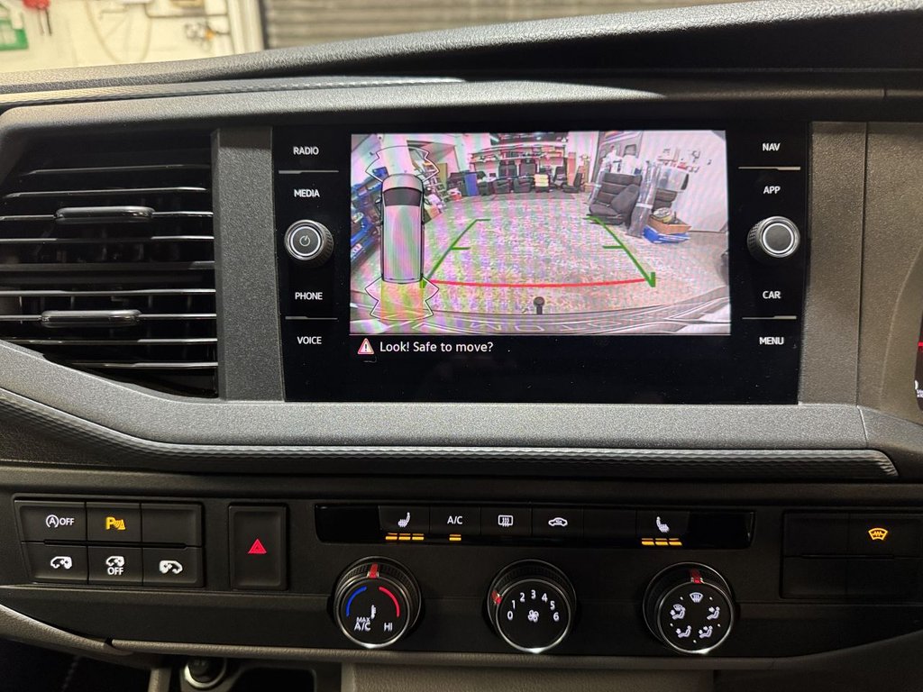 Used Volkswagen Transporter 2023 for sale - 77572283: Photo 21