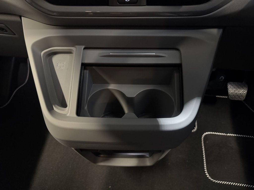 Used Volkswagen Transporter 2025 for sale - 76582690: Photo 48