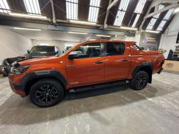 Used Toyota Hilux 2023 for sale - 74783745: Photo