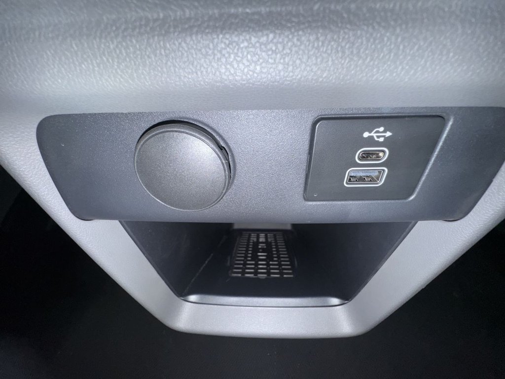 Used Volkswagen Transporter 2025 for sale - 76773044: Photo 24