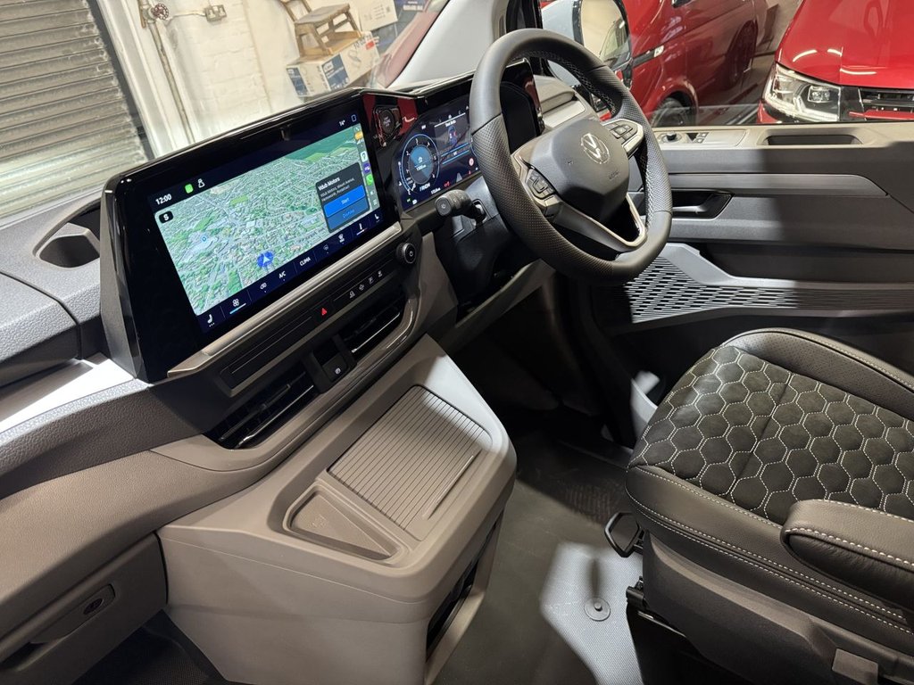 Used Volkswagen Transporter 2025 for sale - 76773044: Photo 25