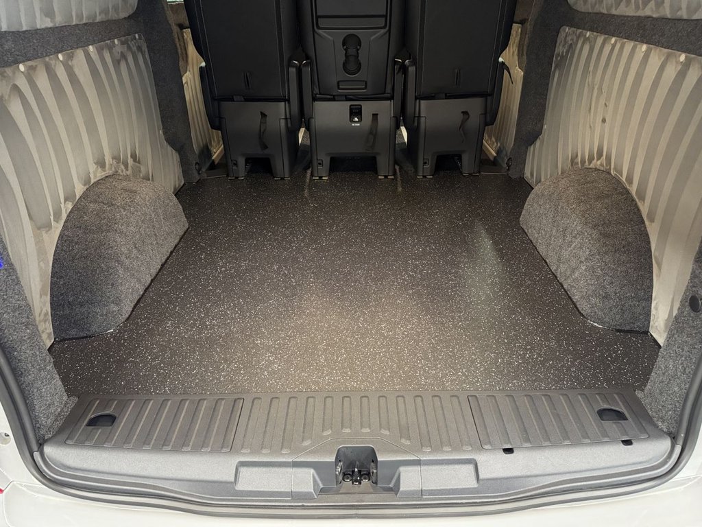 Used Volkswagen Transporter 2025 for sale - 76773044: Photo 46