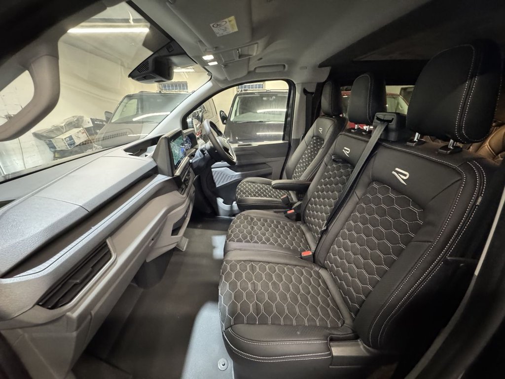 Used Volkswagen Transporter 2025 for sale - 76520644: Photo 30