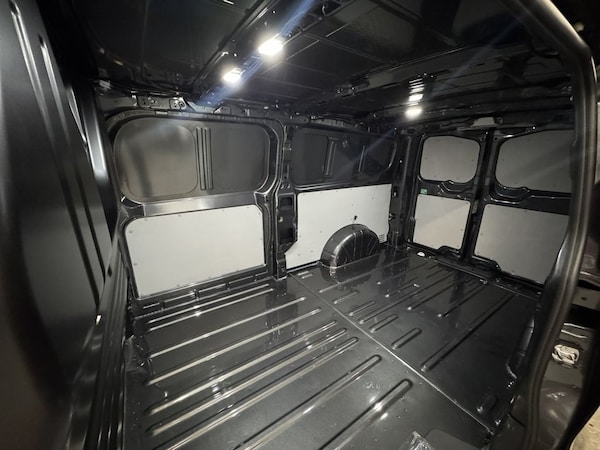 Used Volkswagen Transporter 2025 for sale - 75149481: Photo 43