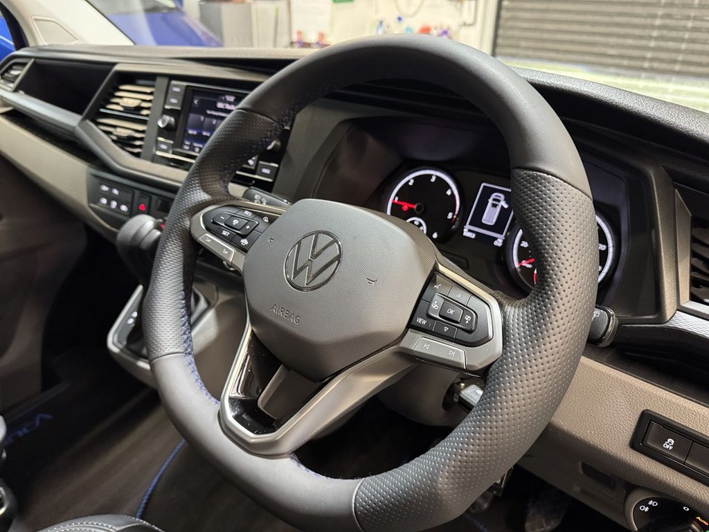 Used Volkswagen Transporter 2024 for sale - 77557881: Photo 18