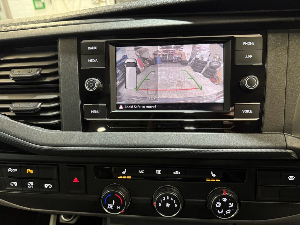 Used Volkswagen Transporter 2024 for sale - 77557881: Photo 23