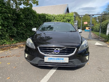 Used Volvo V40 2015 for sale - 77019499: Photo
