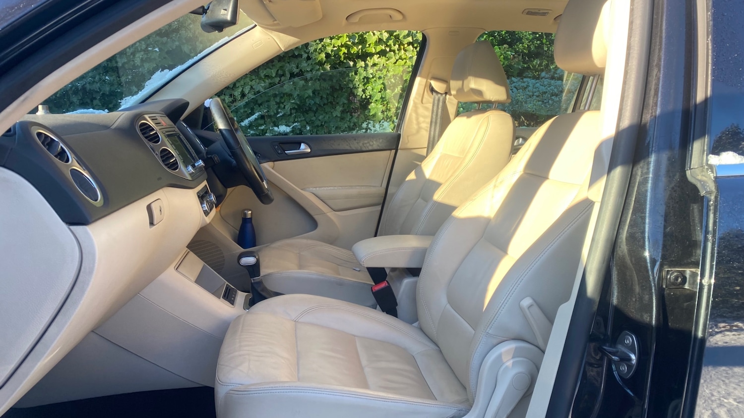 Used Volkswagen Tiguan 2010 for sale - 77039115: Photo 2