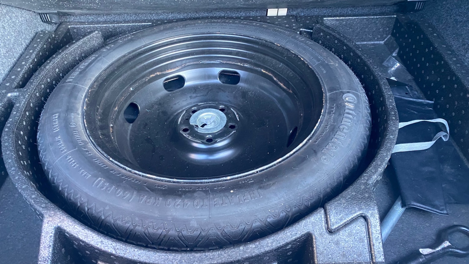 Used Volkswagen Tiguan 2010 for sale - 77039115: Photo 33