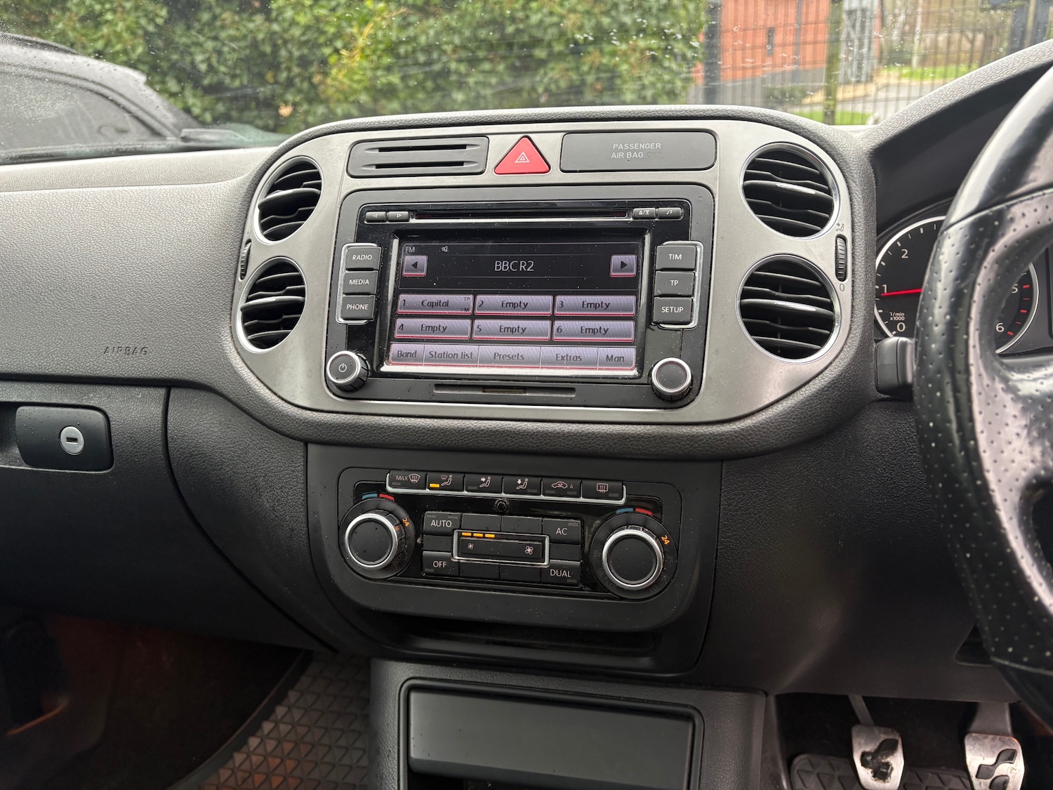 Used Volkswagen Tiguan 2010 for sale - 77005567: Photo 16