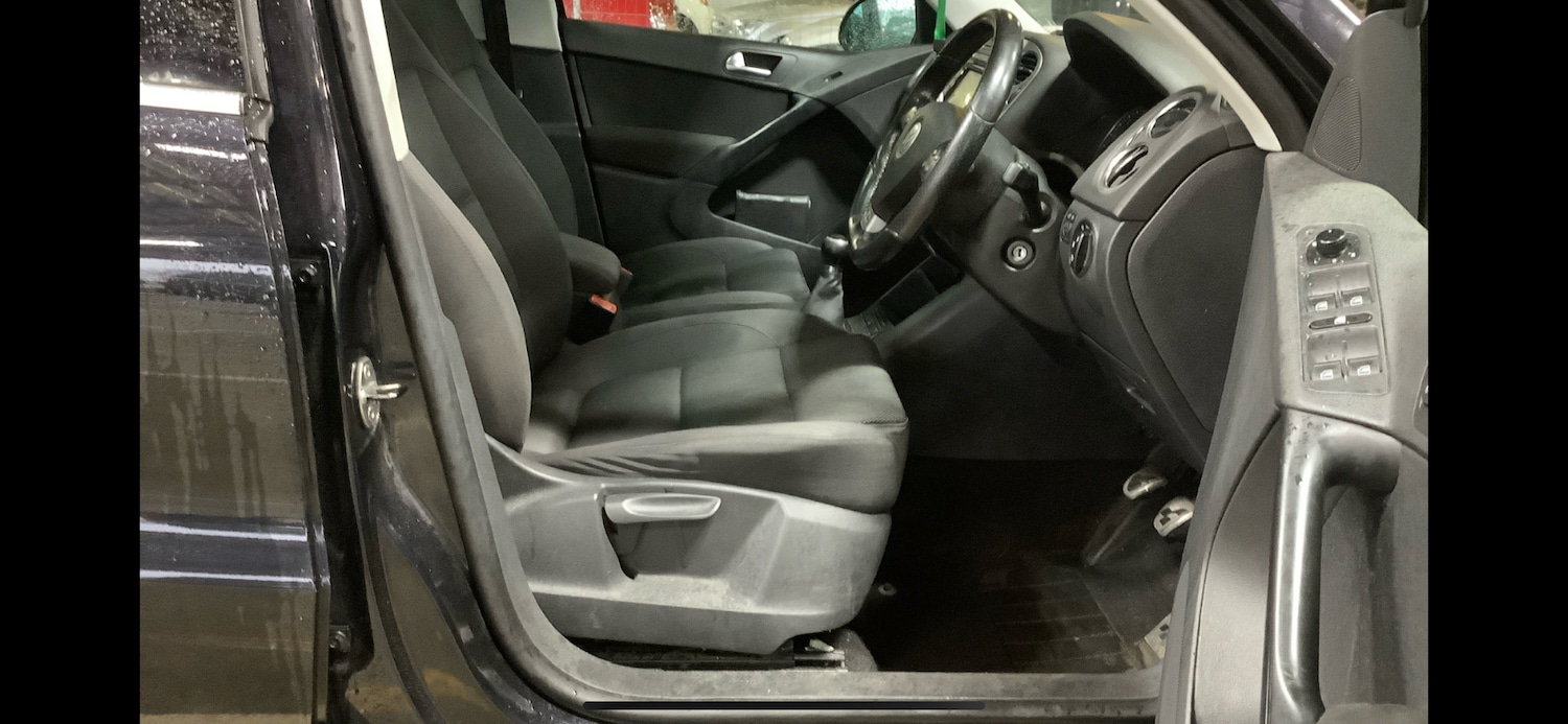 Used Volkswagen Tiguan 2010 for sale - 77005567: Photo 5