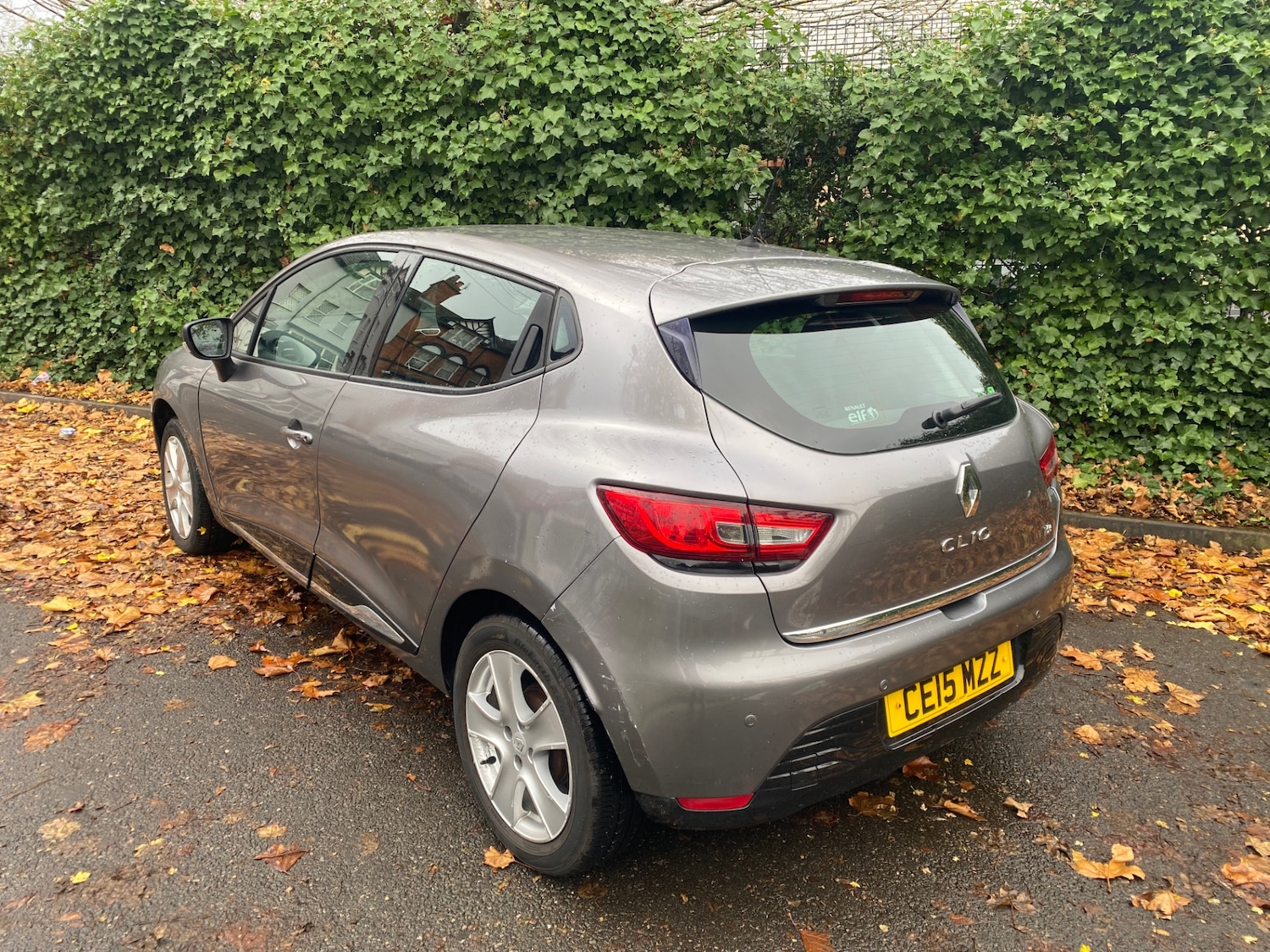 Used Renault Clio 2015 for sale - 77201073: Photo 2