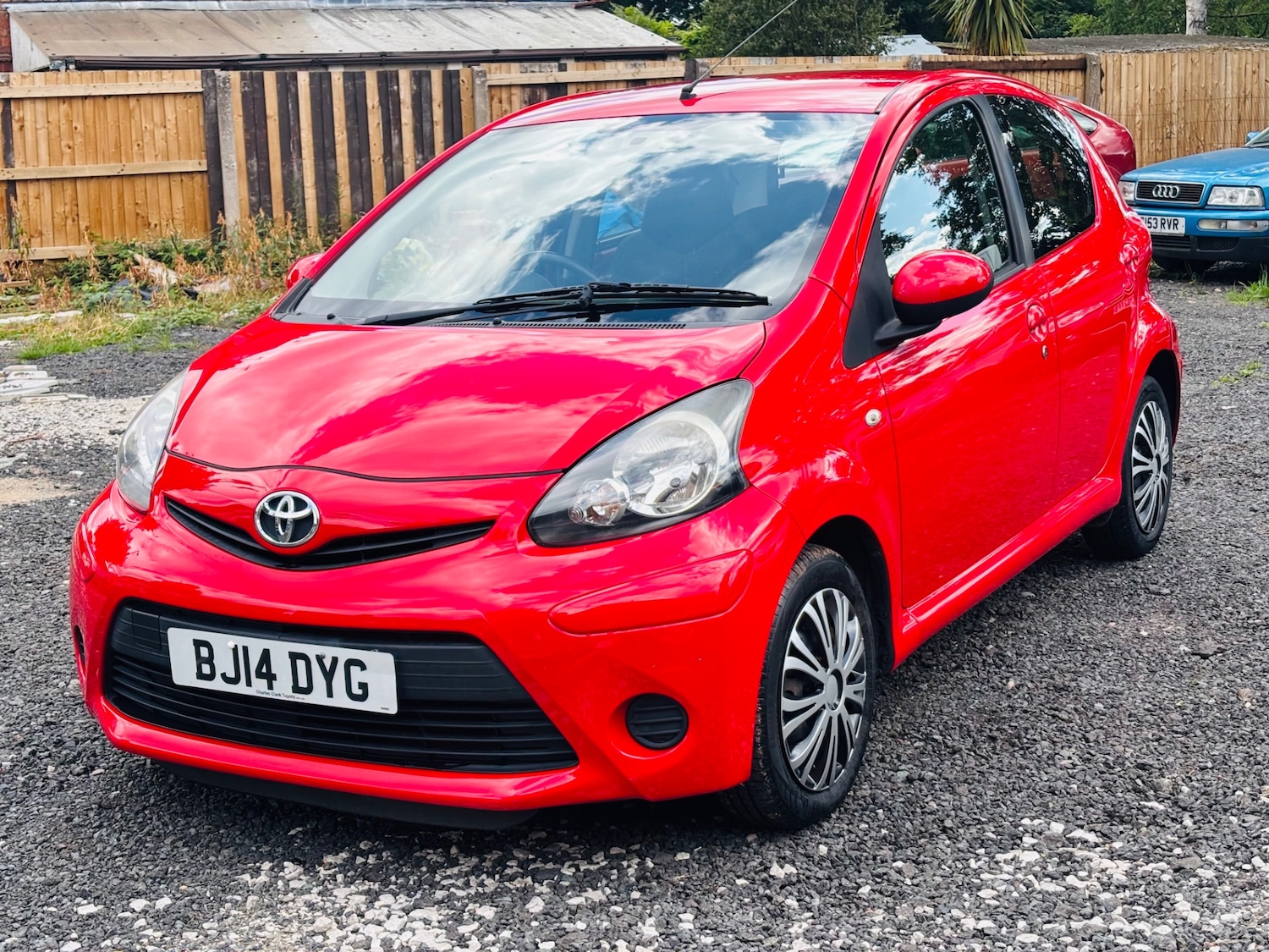 Used Toyota AYGO 2014 for sale - 76544442: Photo 4