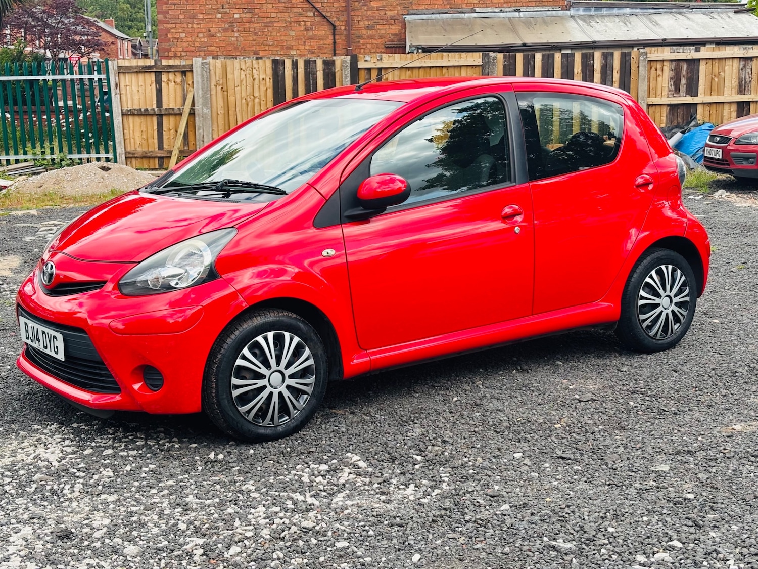 Used Toyota AYGO 2014 for sale - 76544442: Photo 5