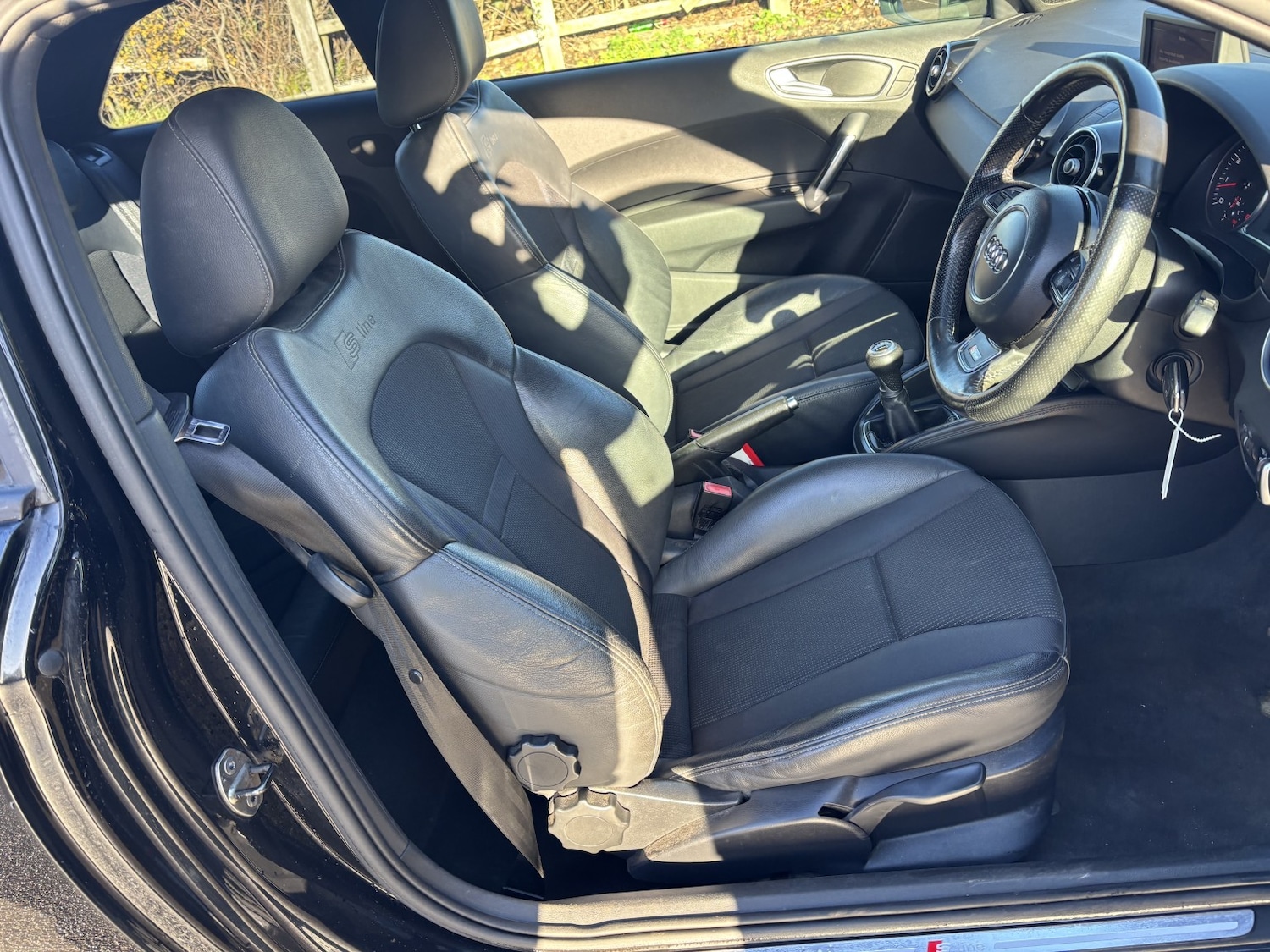 Used Audi A1 2011 for sale - 76878149: Photo 7