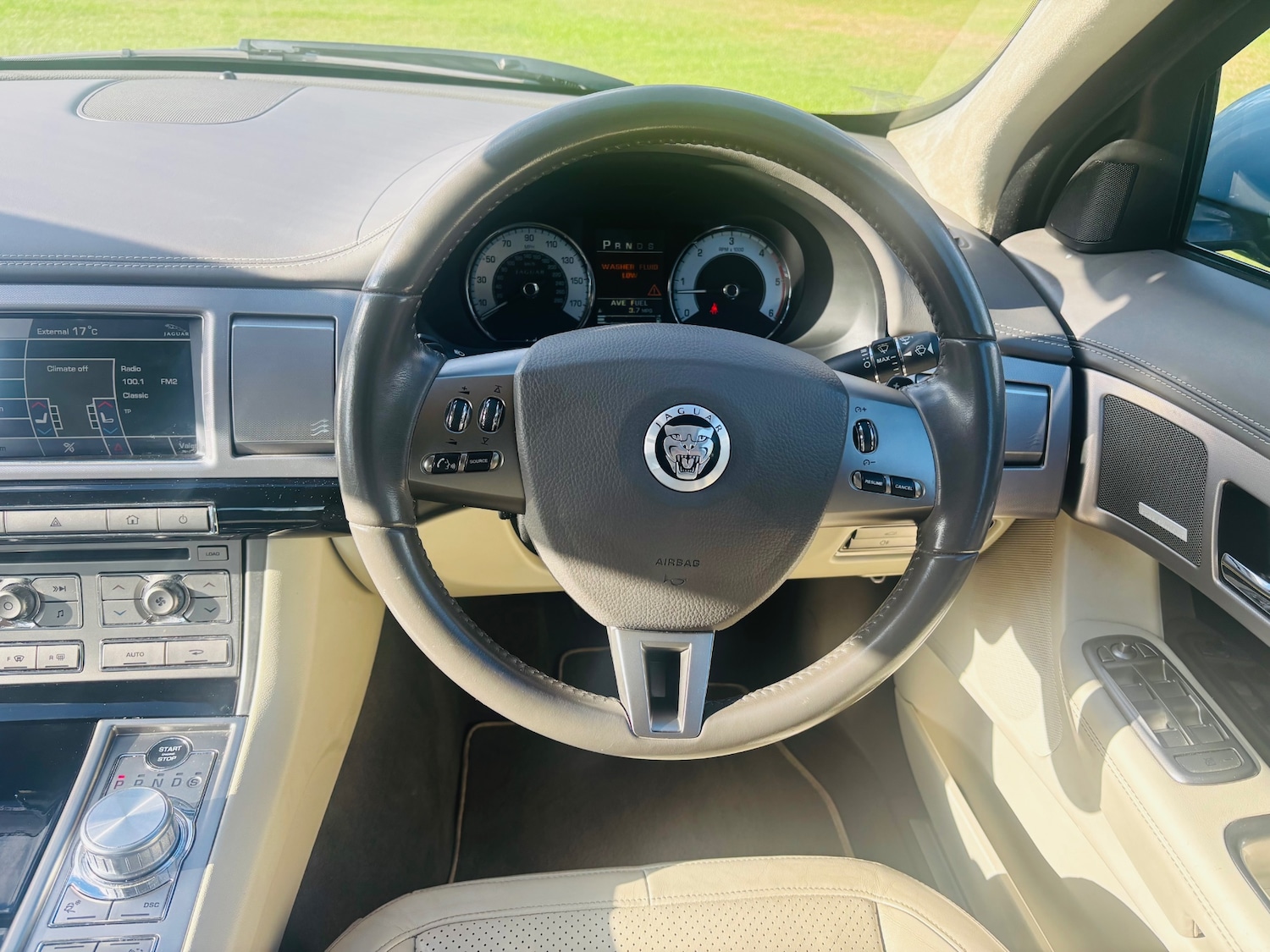 Used Jaguar XF 2010 for sale - 76544324: Photo 13