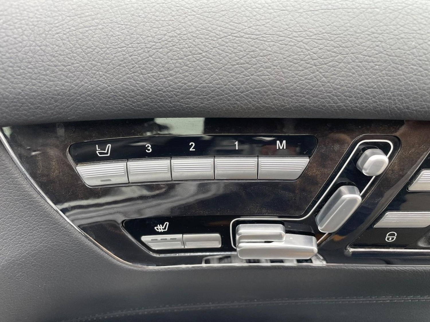 Used Mercedes-Benz CL 2009 for sale - 76951149: Photo 68