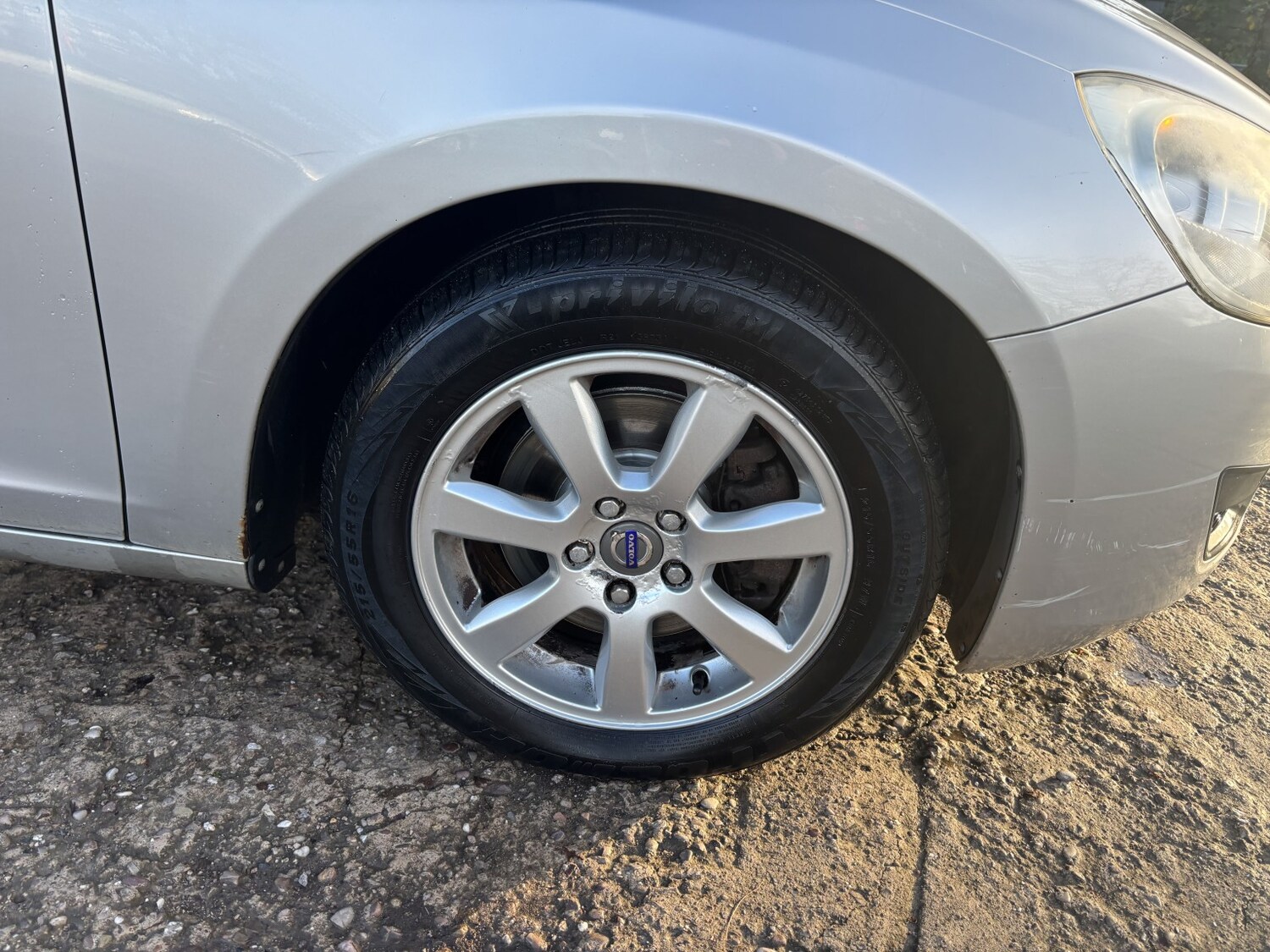 Used Volvo V60 2011 for sale - 78209933: Photo 25