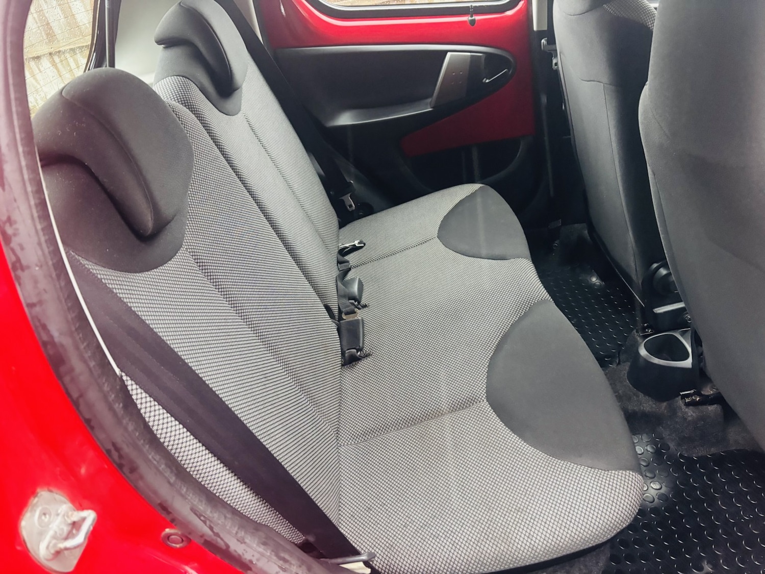 Used Toyota AYGO 2014 for sale - 76951135: Photo 19