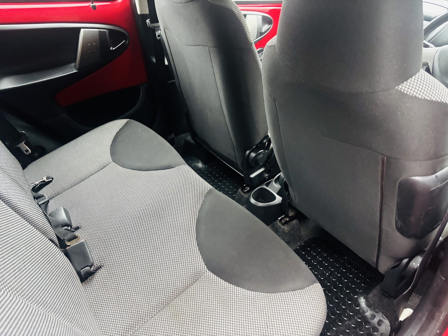 Used Toyota AYGO 2014 for sale - 76951135: Photo 20