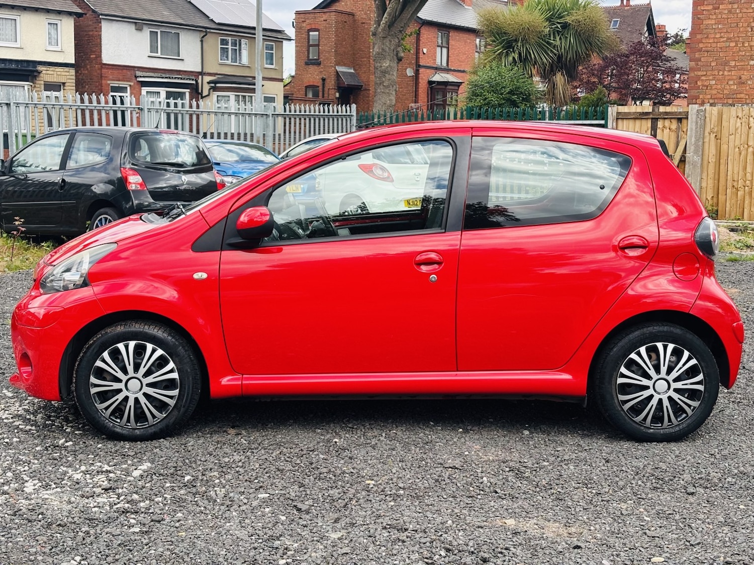 Used Toyota AYGO 2014 for sale - 76951135: Photo 6