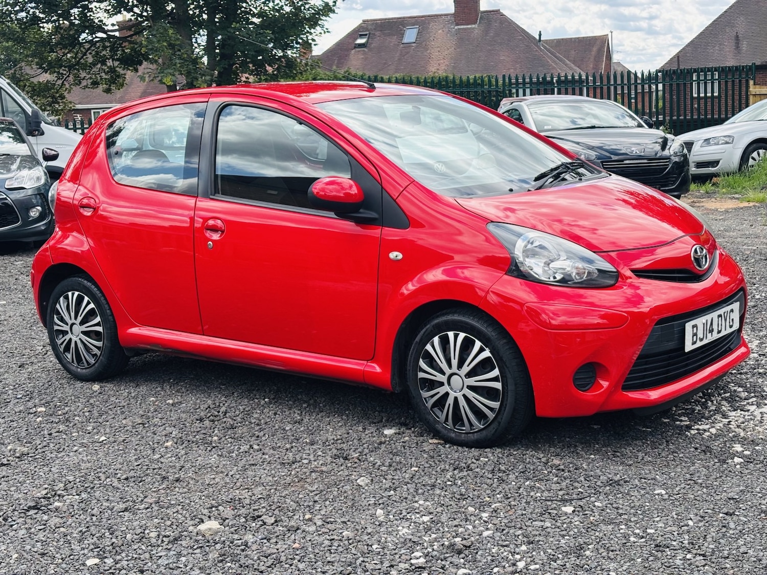 Used Toyota AYGO 2014 for sale - 76951135: Photo 9
