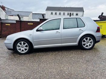 Used Volkswagen Golf 2001 for sale - 78209936: Photo