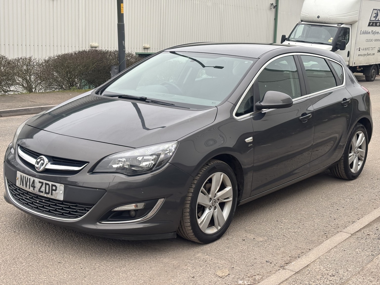 Used Vauxhall Astra 2014 for sale - 77595329: Photo 3