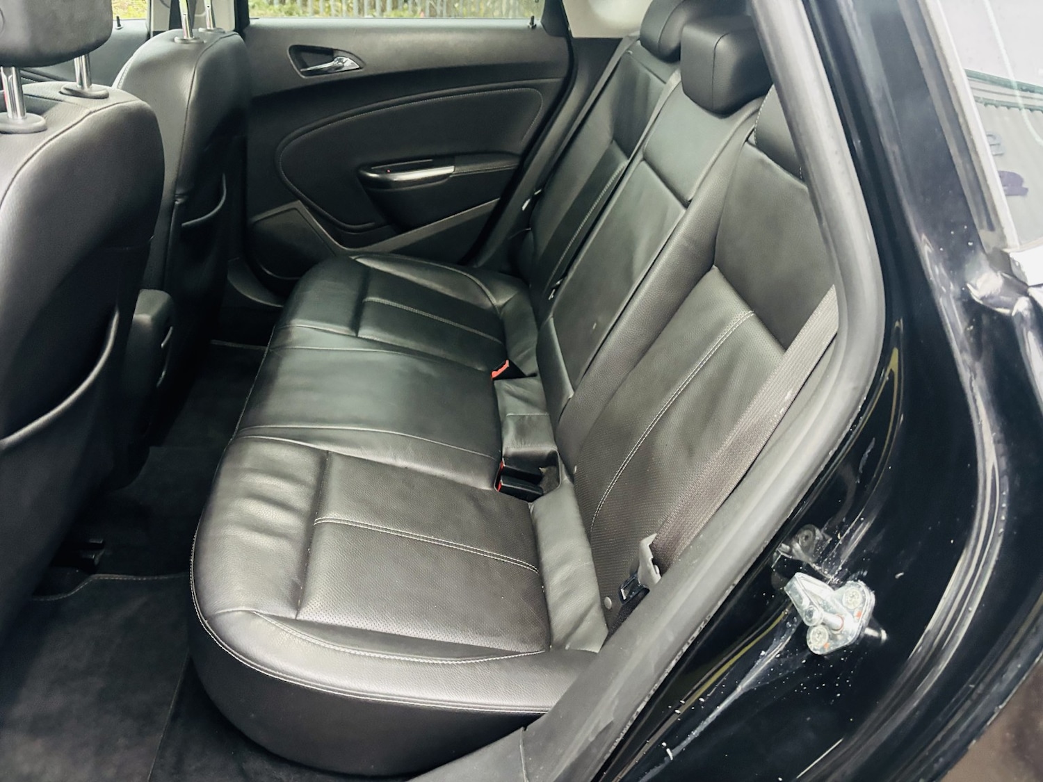 Used Vauxhall Astra 2011 for sale - 77319800: Photo 21