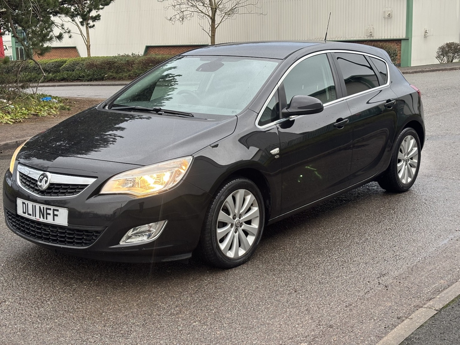 Used Vauxhall Astra 2011 for sale - 77319800: Photo 27