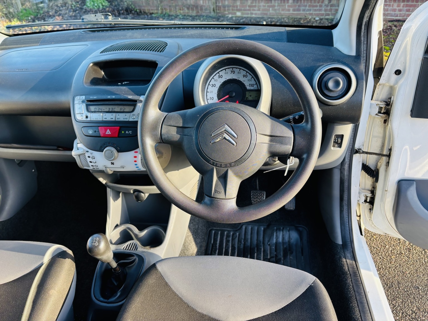 Used Citroen C1 2011 for sale - 76951060: Photo 9