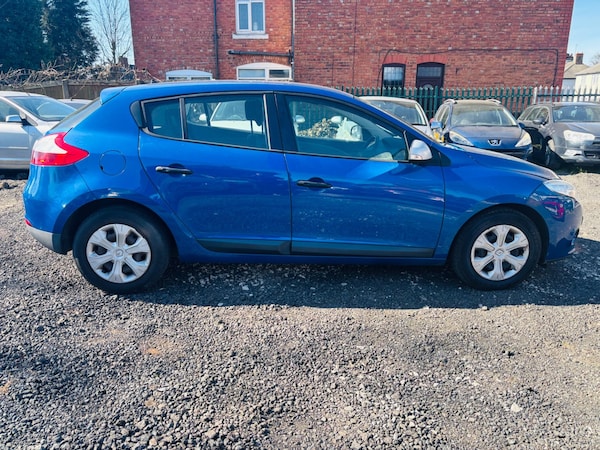 Used Renault Megane 2011 for sale - 75719795: Photo 7