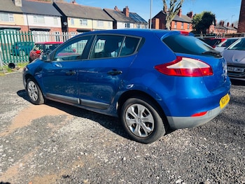 Used Renault Megane 2011 for sale - 75623613: Photo