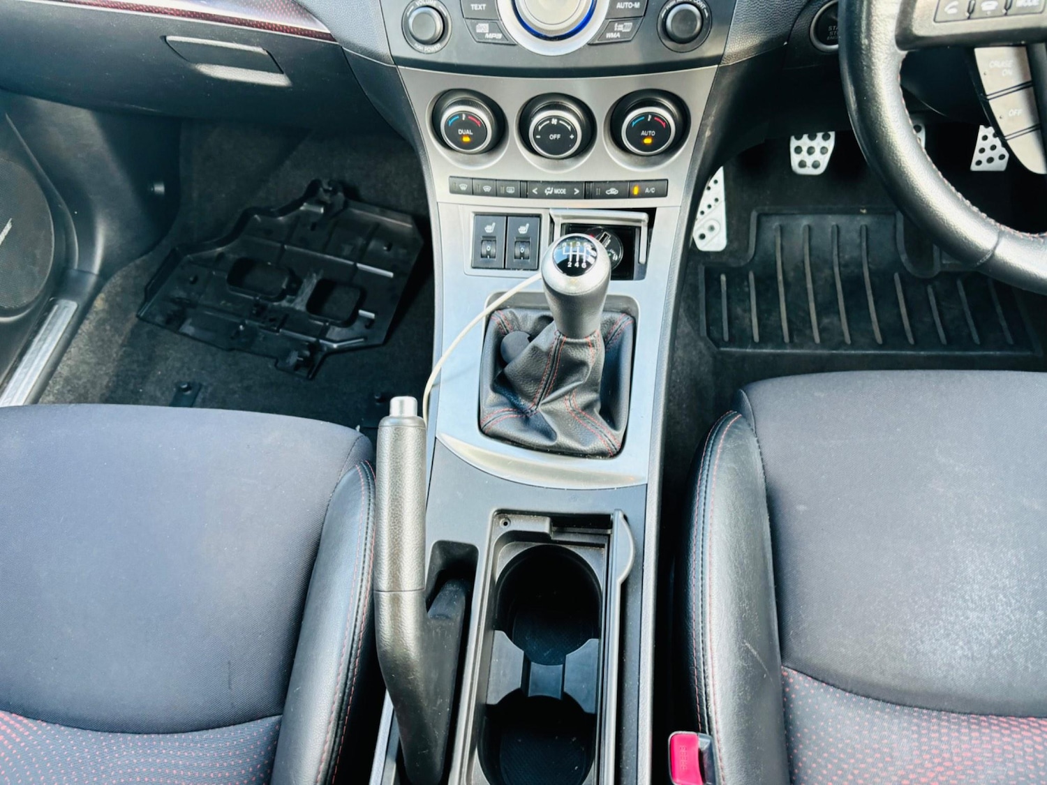 Vehicle 28