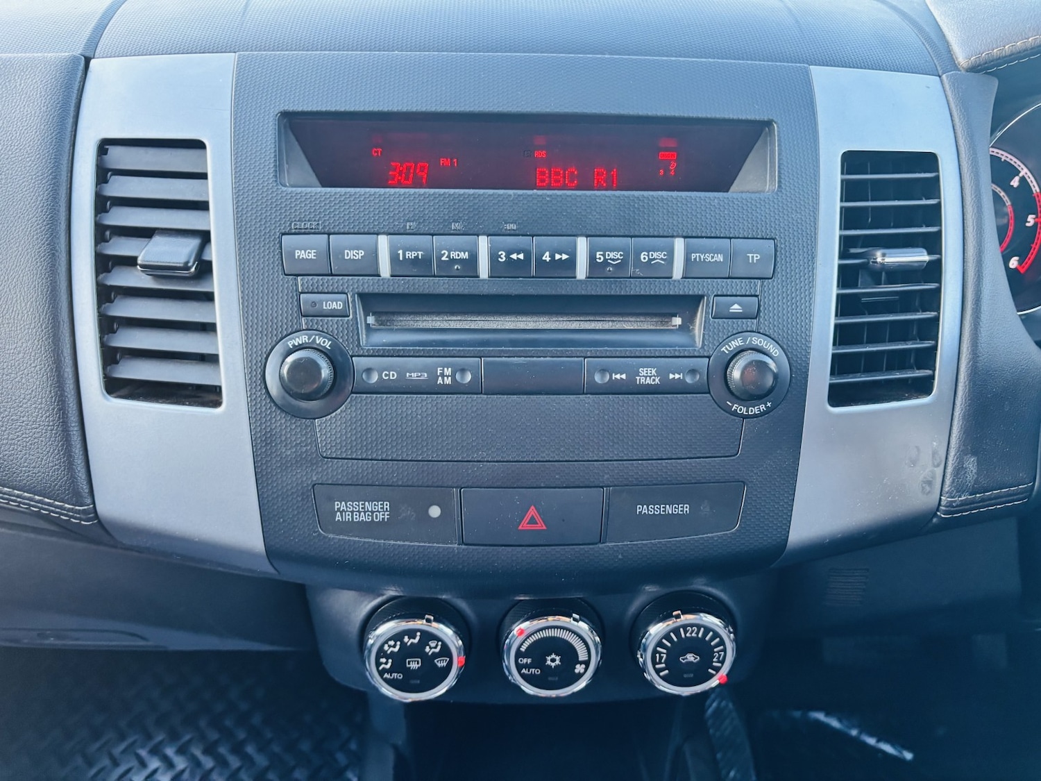 Used Peugeot 4007 2011 for sale - 76951127: Photo 12