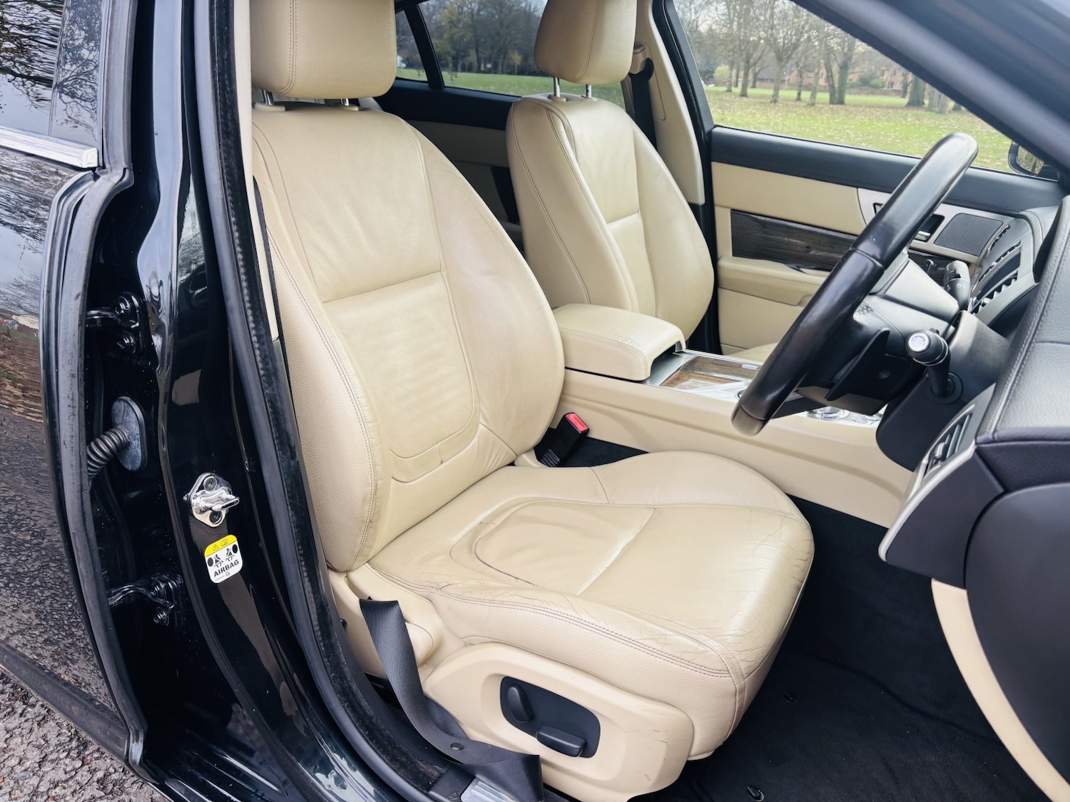 Used Jaguar XF 2015 for sale - 76878156: Photo 14