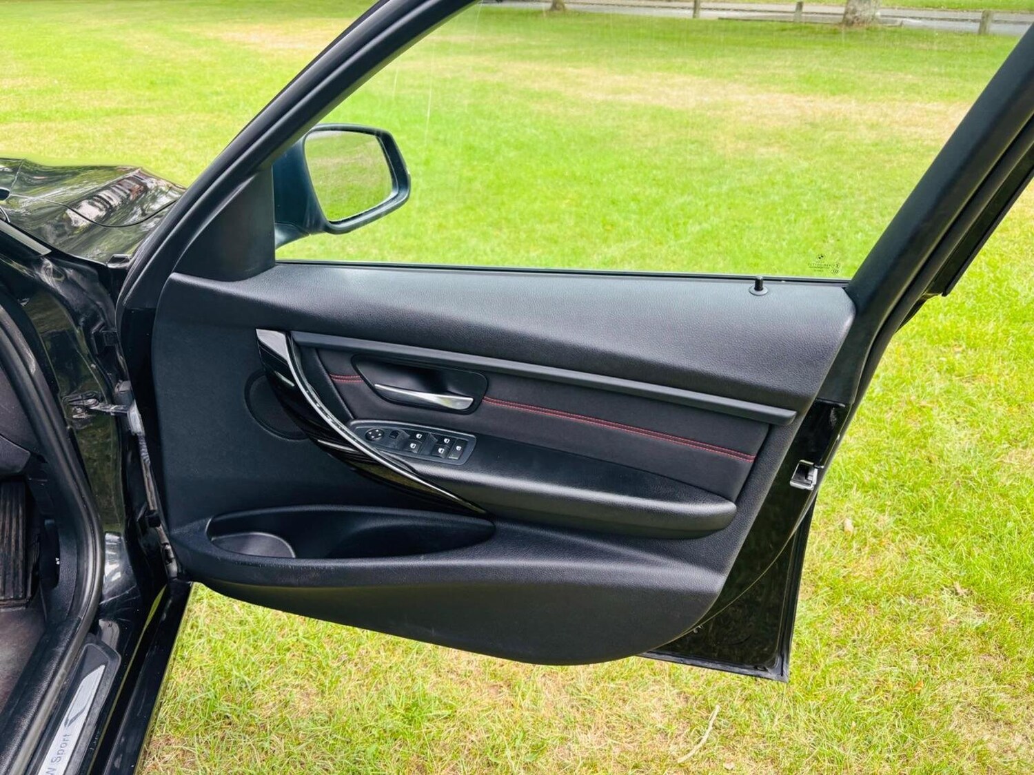 Used BMW 3 Series 2012 for sale - 76878146: Photo 28