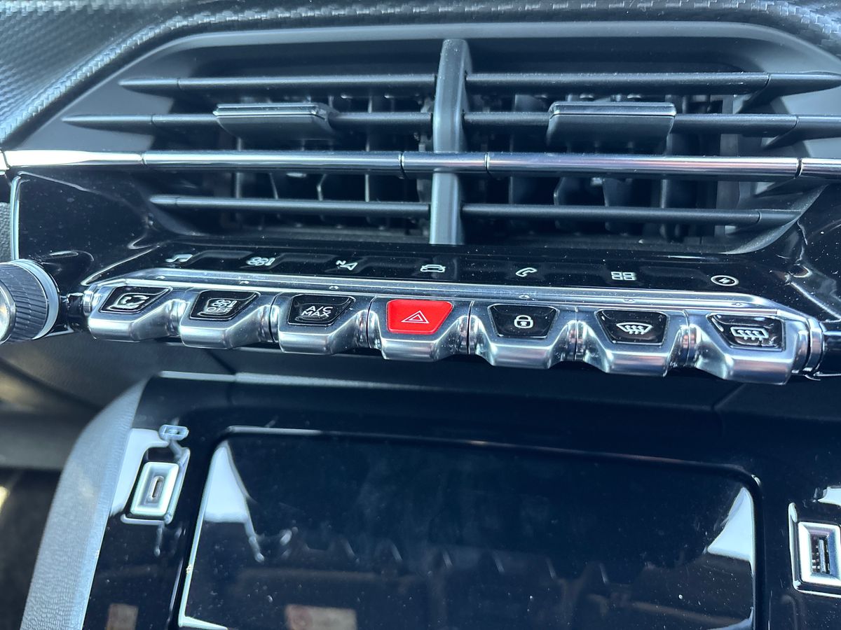 Used Peugeot 208 2021 for sale - 77627624: Photo 19