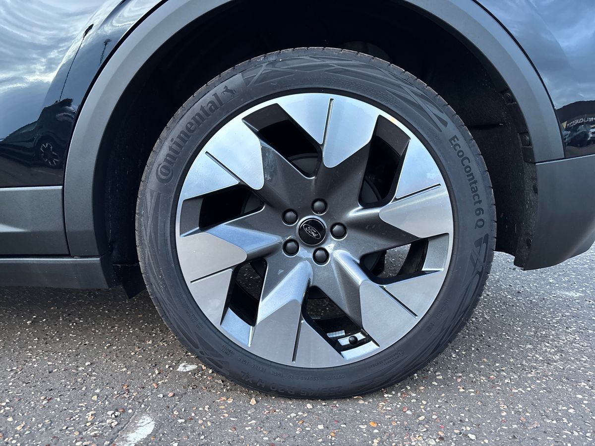 Used Ford Explorer 2024 for sale - 76563645: Photo 11