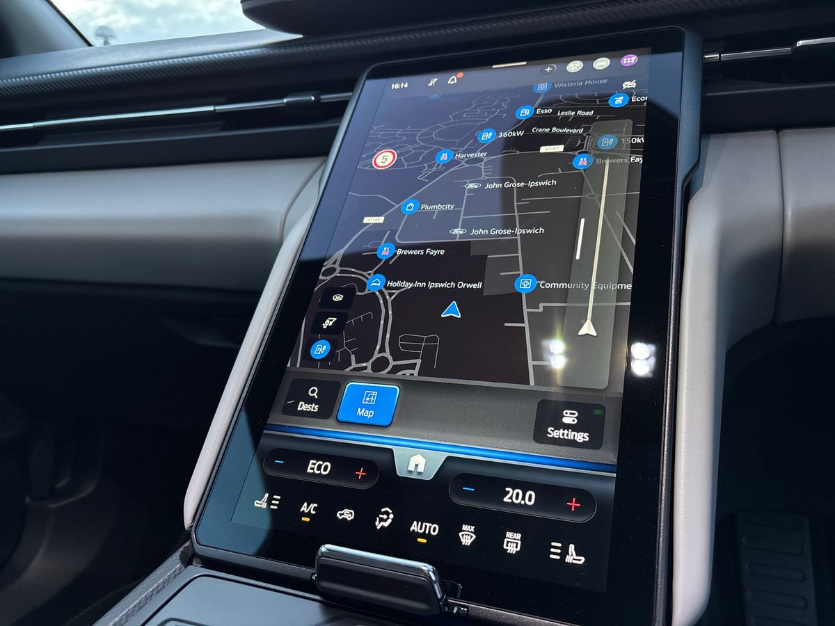 Used Ford Explorer 2024 for sale - 76563645: Photo 23