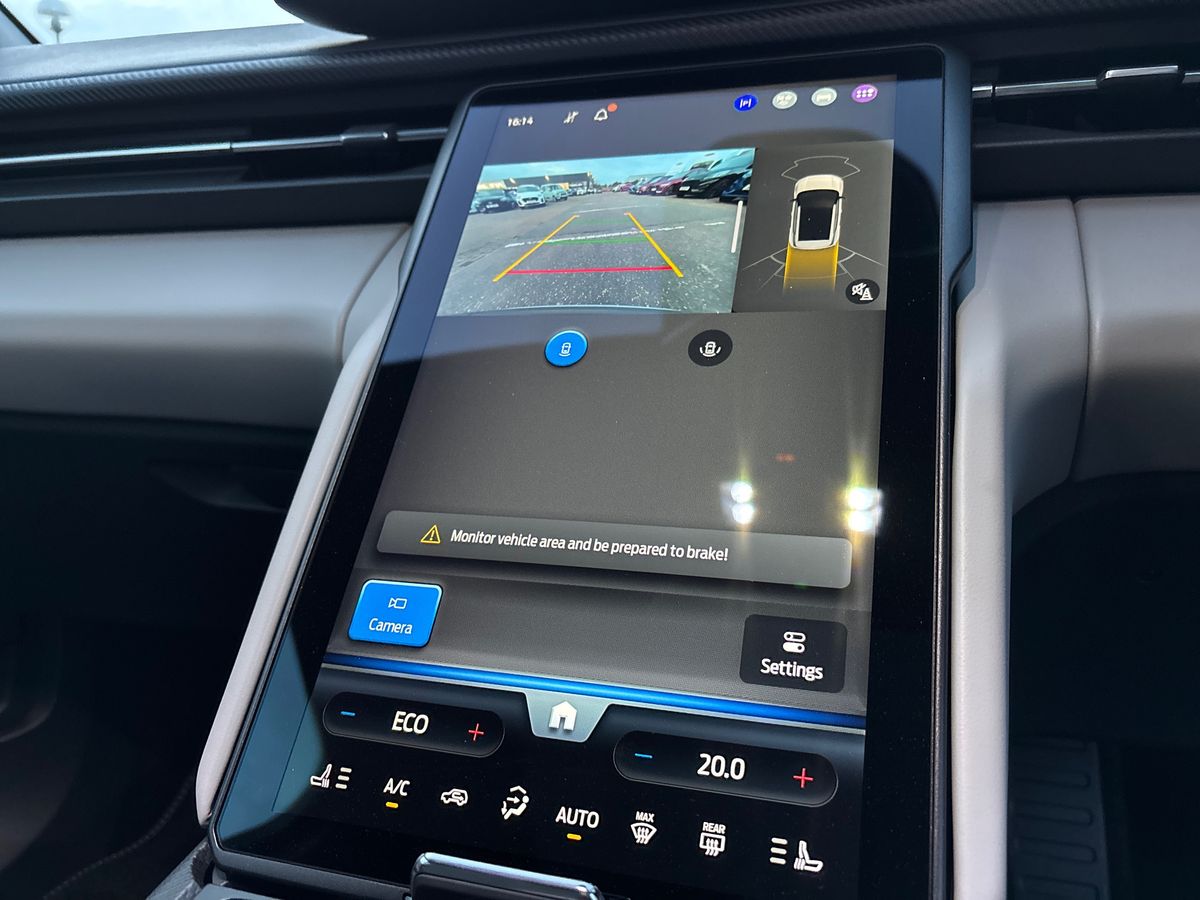 Used Ford Explorer 2024 for sale - 76563645: Photo 25