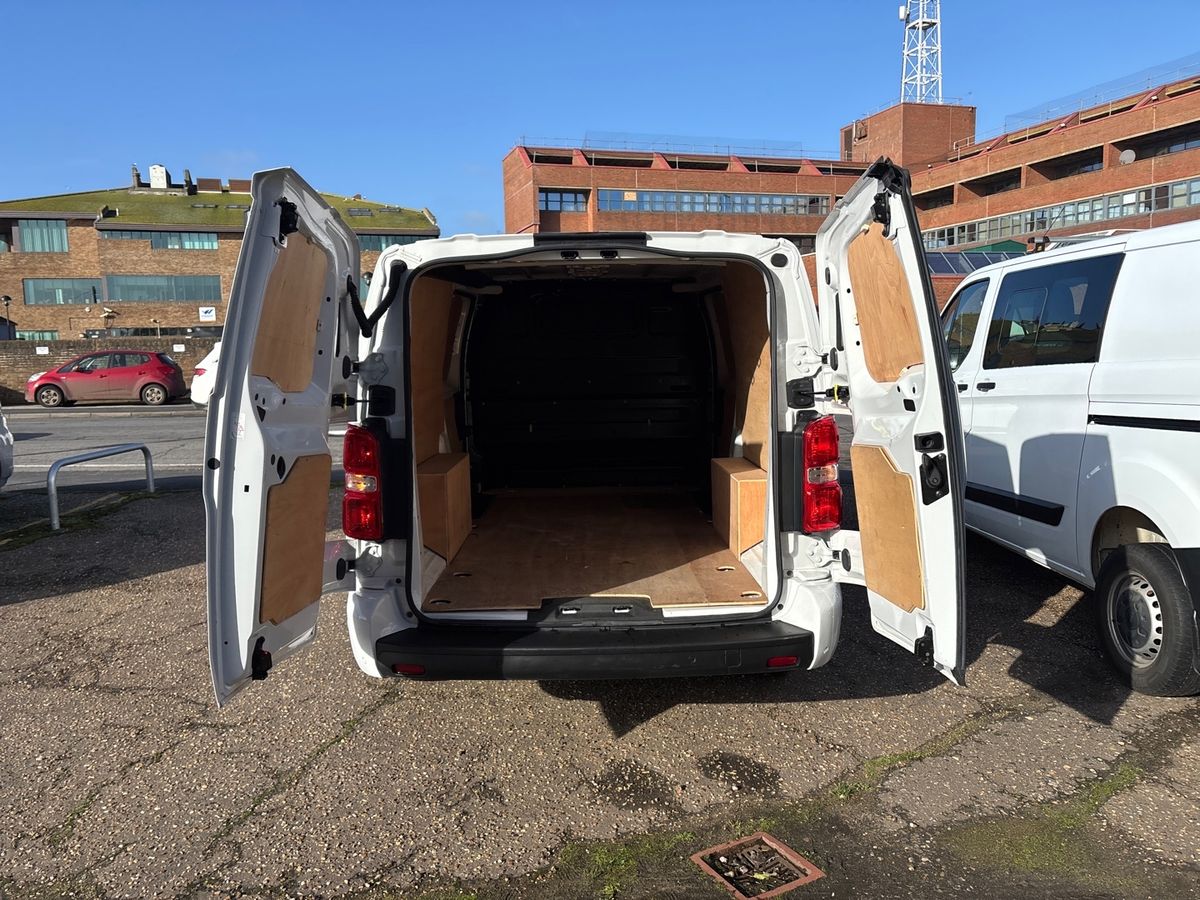 Used Citroen Dispatch 2024 for sale - 77512598: Photo 24