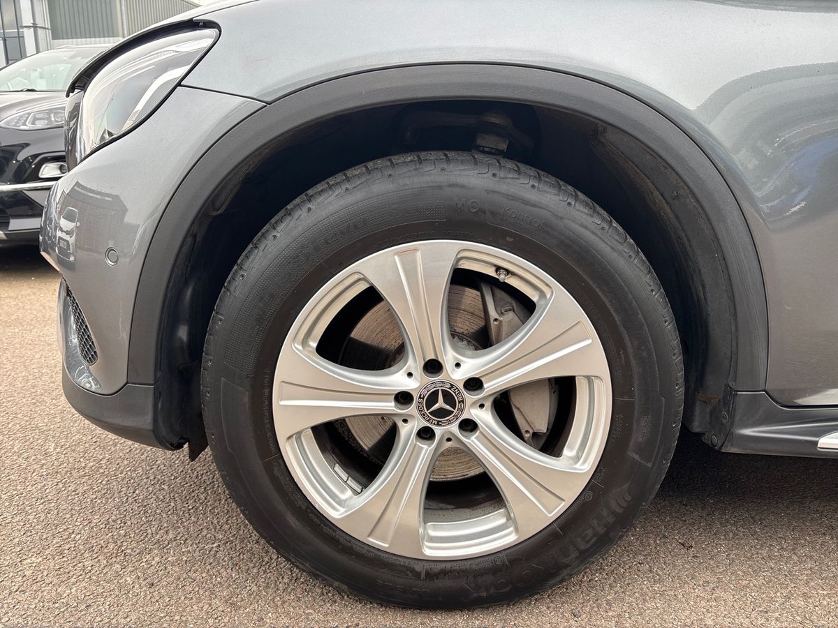 Used Mercedes-Benz GLC 2019 for sale - 77979041: Photo 11