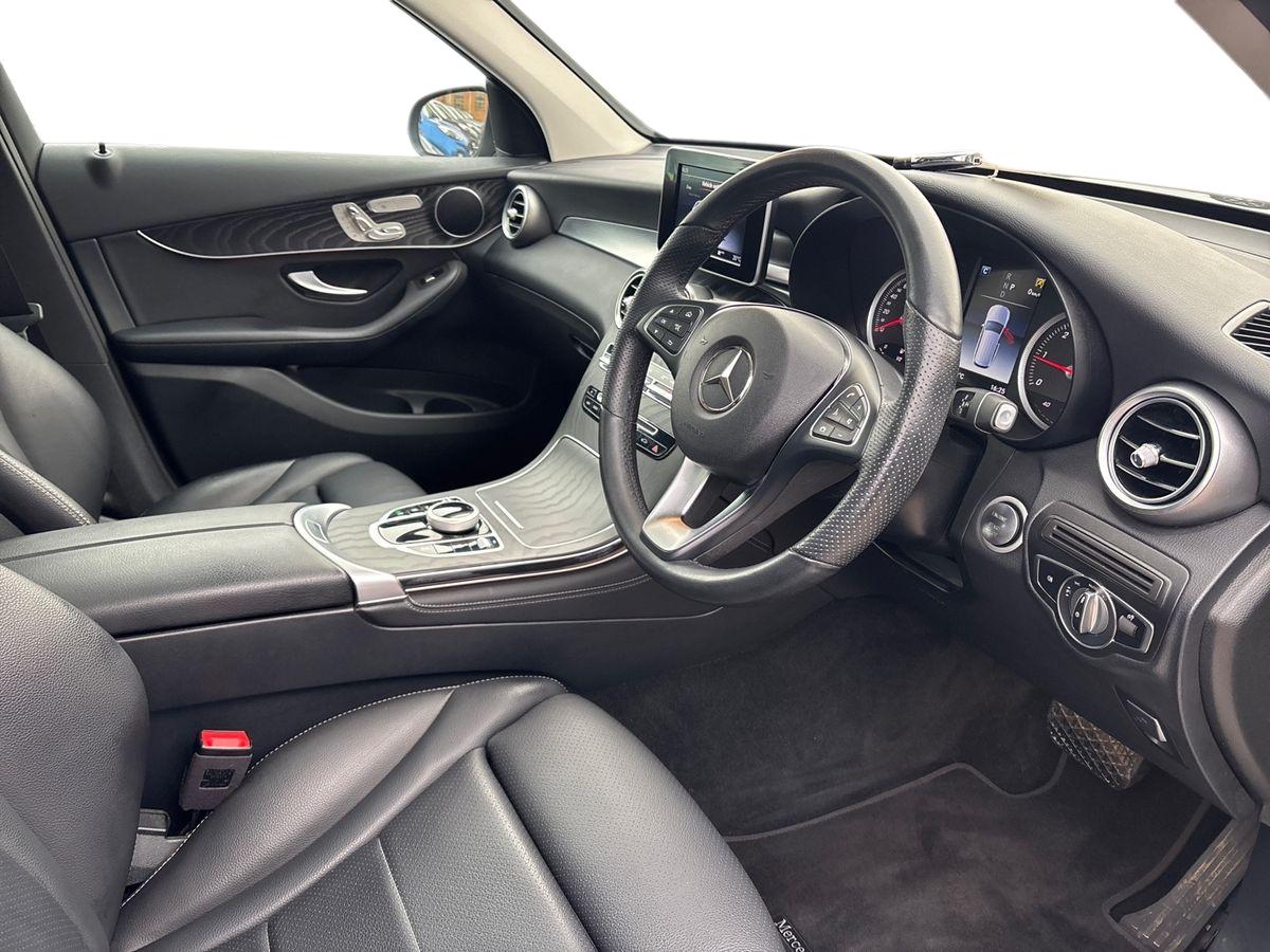 Used Mercedes-Benz GLC 2019 for sale - 77979041: Photo 13