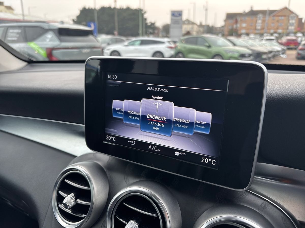 Used Mercedes-Benz GLC 2019 for sale - 77979041: Photo 22