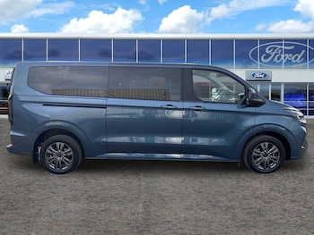 Used Ford Tourneo Custom 2025 for sale - 77178069: Photo