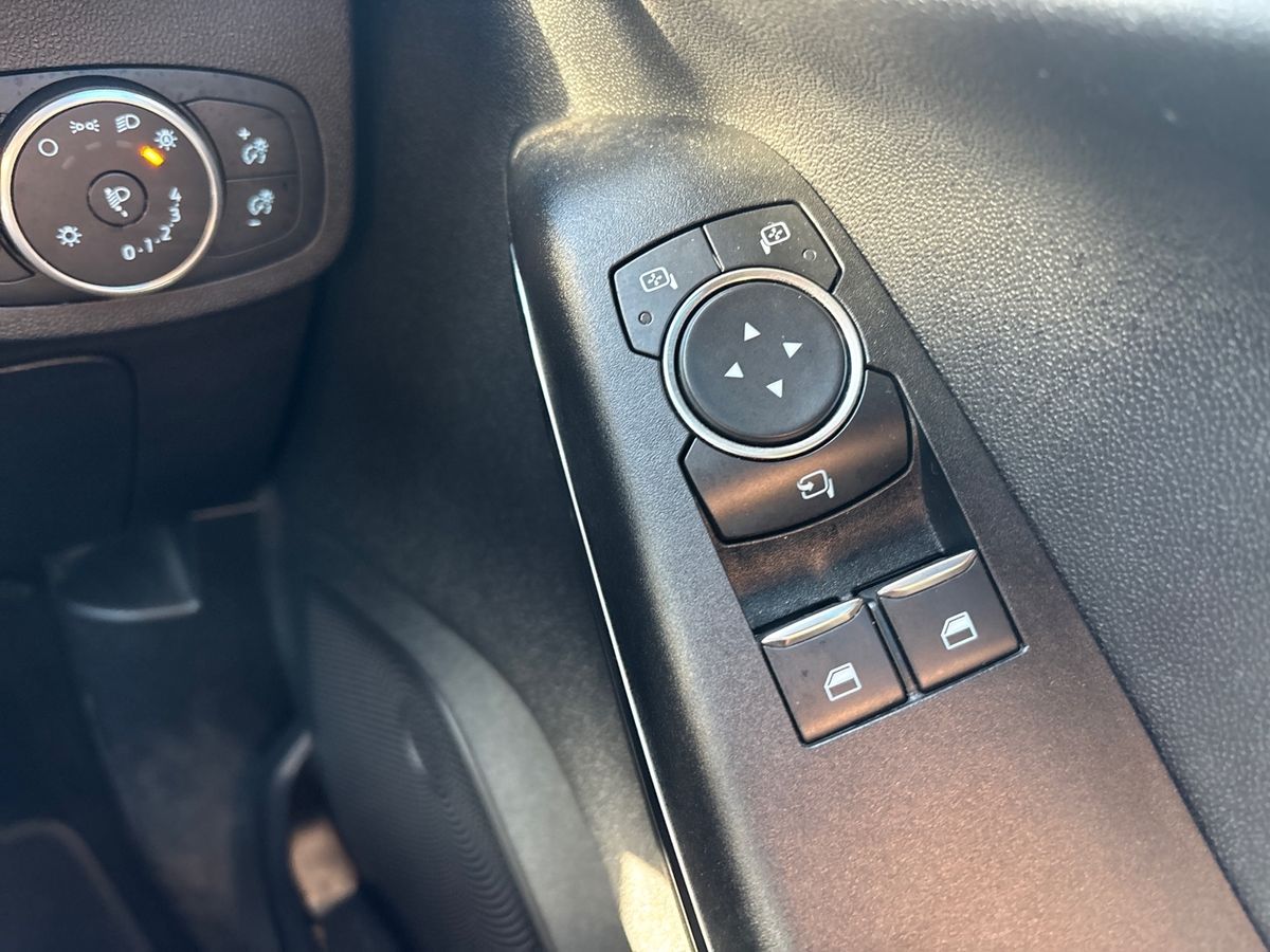 Used Ford Fiesta 2017 for sale - 77927467: Photo 21