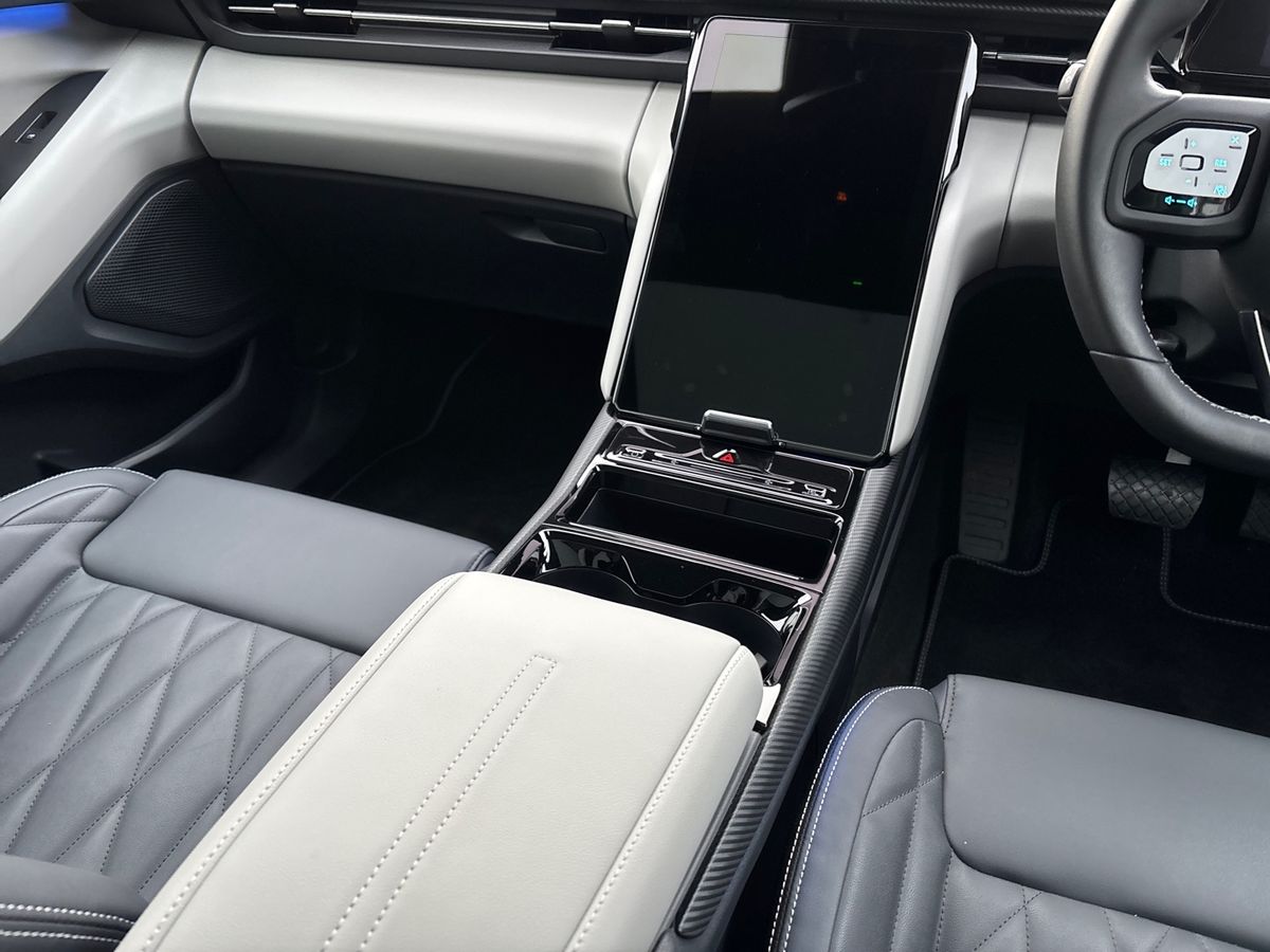 Used Ford Explorer 2024 for sale - 76434971: Photo 19