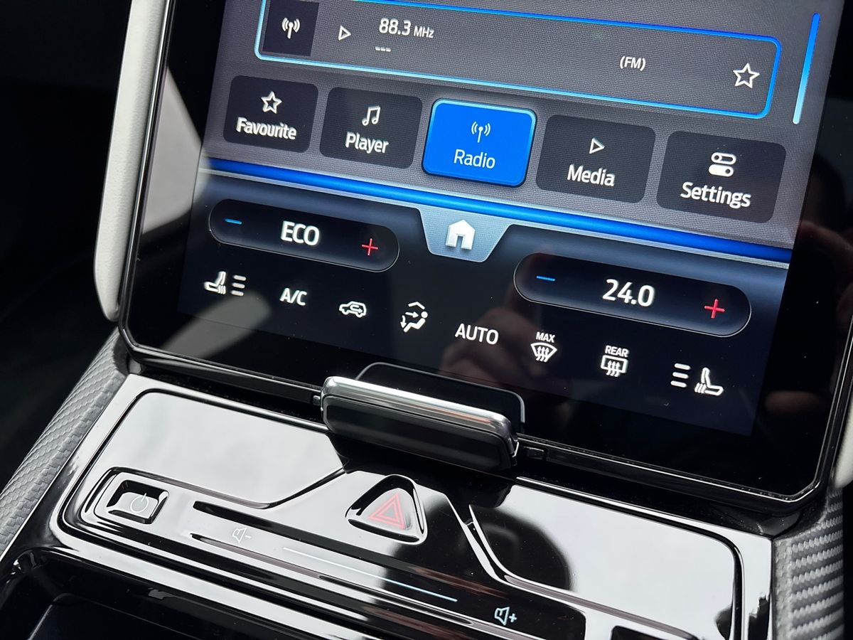 Used Ford Explorer 2024 for sale - 76434971: Photo 20