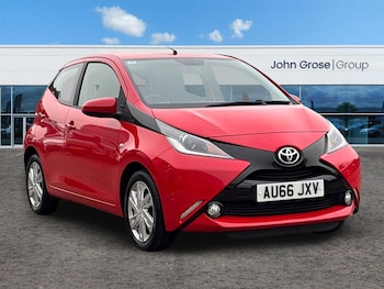 2016 - 1.0 VVT-i X-Pression 5dr